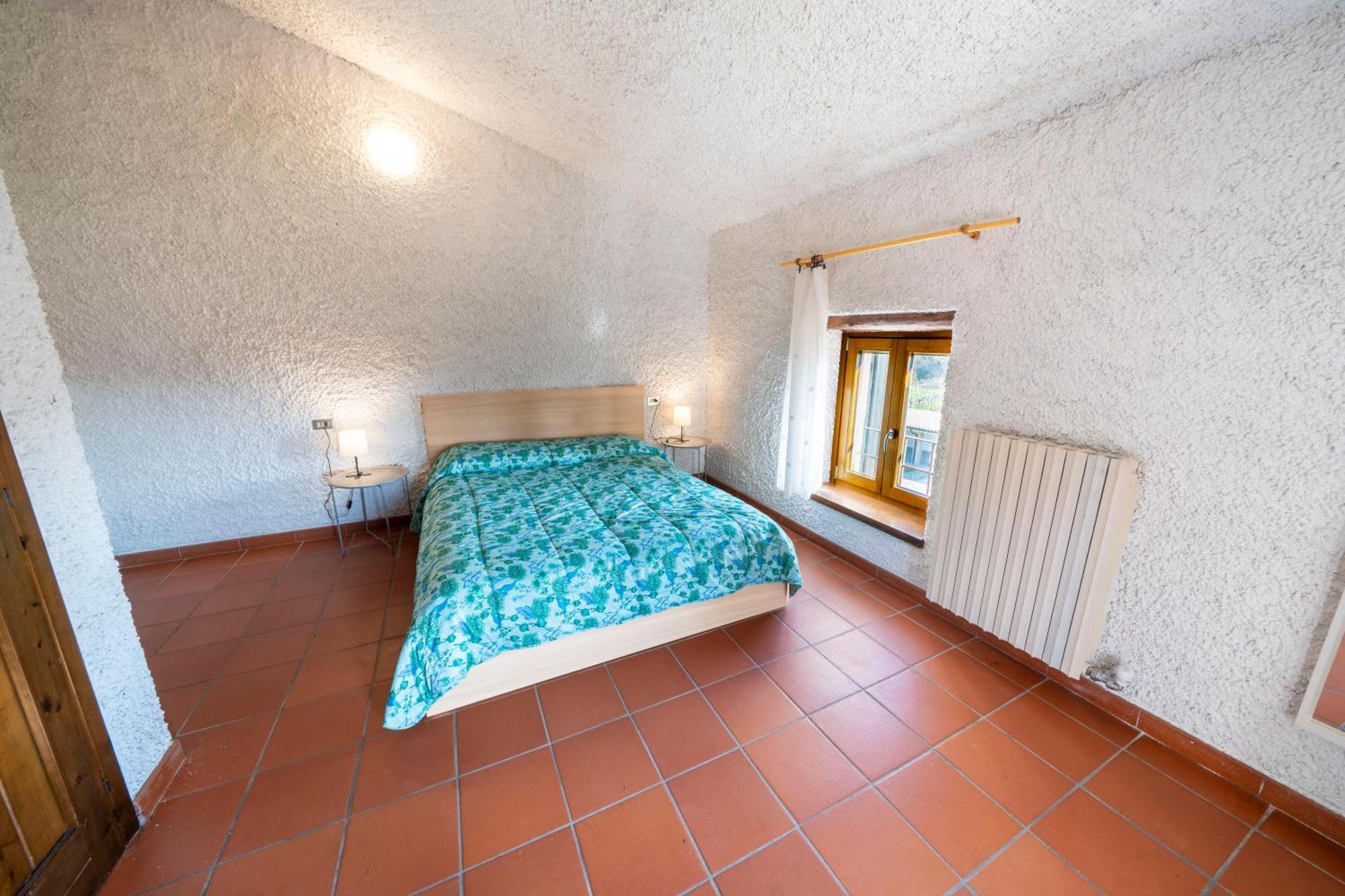 Casa Ghirlanda Con Piscina E Campo Da Tennis Лацизе Екстериор снимка