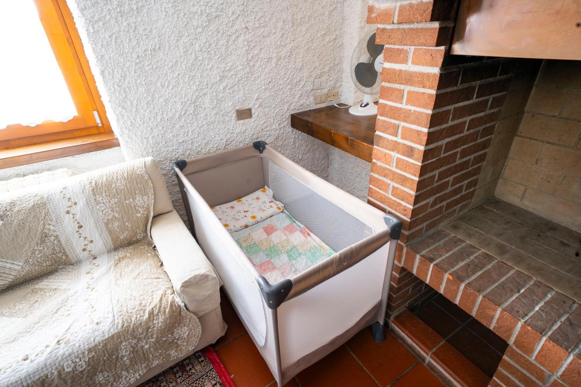Casa Ghirlanda Con Piscina E Campo Da Tennis Лацизе Екстериор снимка
